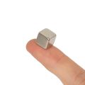 10 x 10 x 10mm dicker N42-Neodym-Magnet – 4,7kg Zugkraft