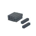 9 x 9 x 39mm dicke Y10-Ferritmagnete – 0,15kg Zugkraft