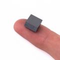 10 x 10 x 5mm dicker Y10 Ferrit-Magnet - 0,1kg Zugkraft