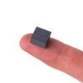 10 x 10 x 5mm dicker isotroper Y30-Ferritmagnet – 0,08kg Zugkraft